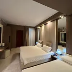 Hotell Lafayette 4*