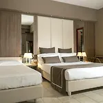 Lafayette Hotell 4*