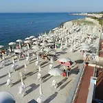 Hotell Lafayette 4*