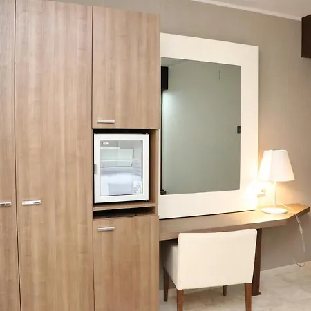 Hotel Lafayette 4*