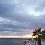 Lafayette Hotel 4*